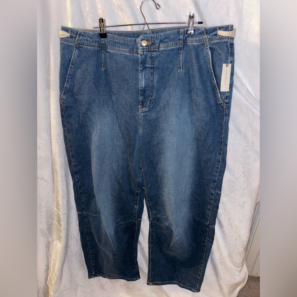 The Leni Mid-Rise Tapered Barrel Jeans by Pilcro Sz 34T